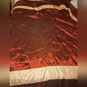 Full/Queen Comforter Set